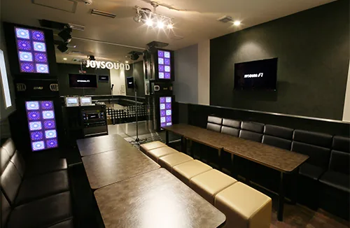 カラオケ JOYSOUND横須賀中央店 店内写真2