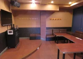 カラオケ JOYSOUND岩国駅前店 店内写真3