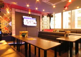 カラオケ JOYSOUND博多口駅前店 店内写真3