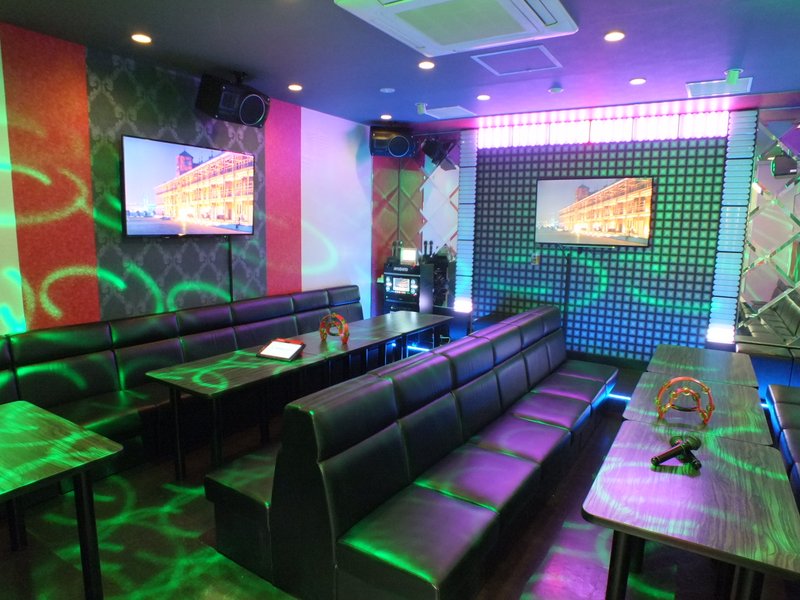 LED演出のある大型パーティルーム(実店舗写真)